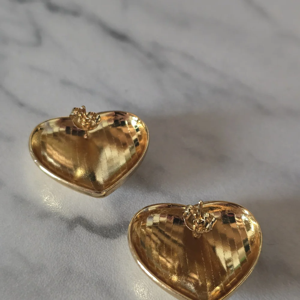โจ Stainless Steel Gold Puffy Heart Stud Earrings โจ - Picture 6 of 8